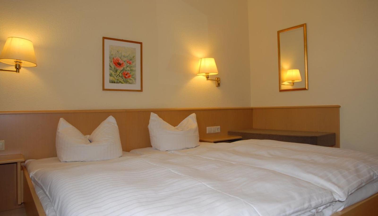 Hotel Garni Grottental Messstetten Kültér fotó